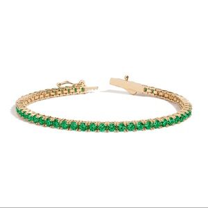 Lab grown emerald tennis bracelet 6ct